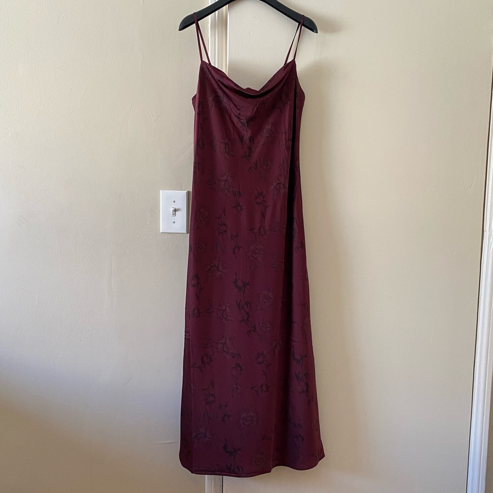 Elegant Calvin Klein Slip Dress